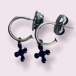 Vintage 90’s Black & Silver Cross/Clover Drop Mini Hoop Earring